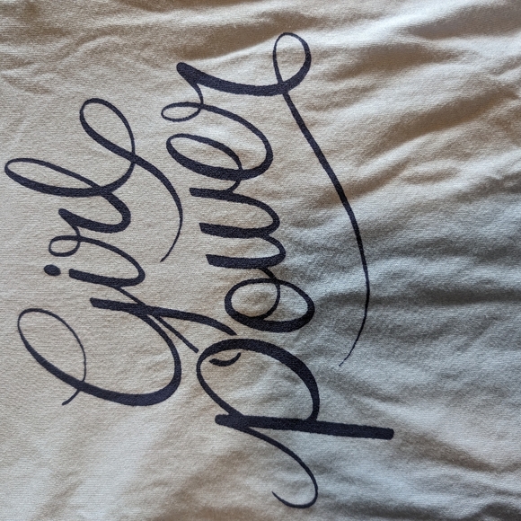 NWT Girls Old Navy T-Shirts - Picture 2 of 3